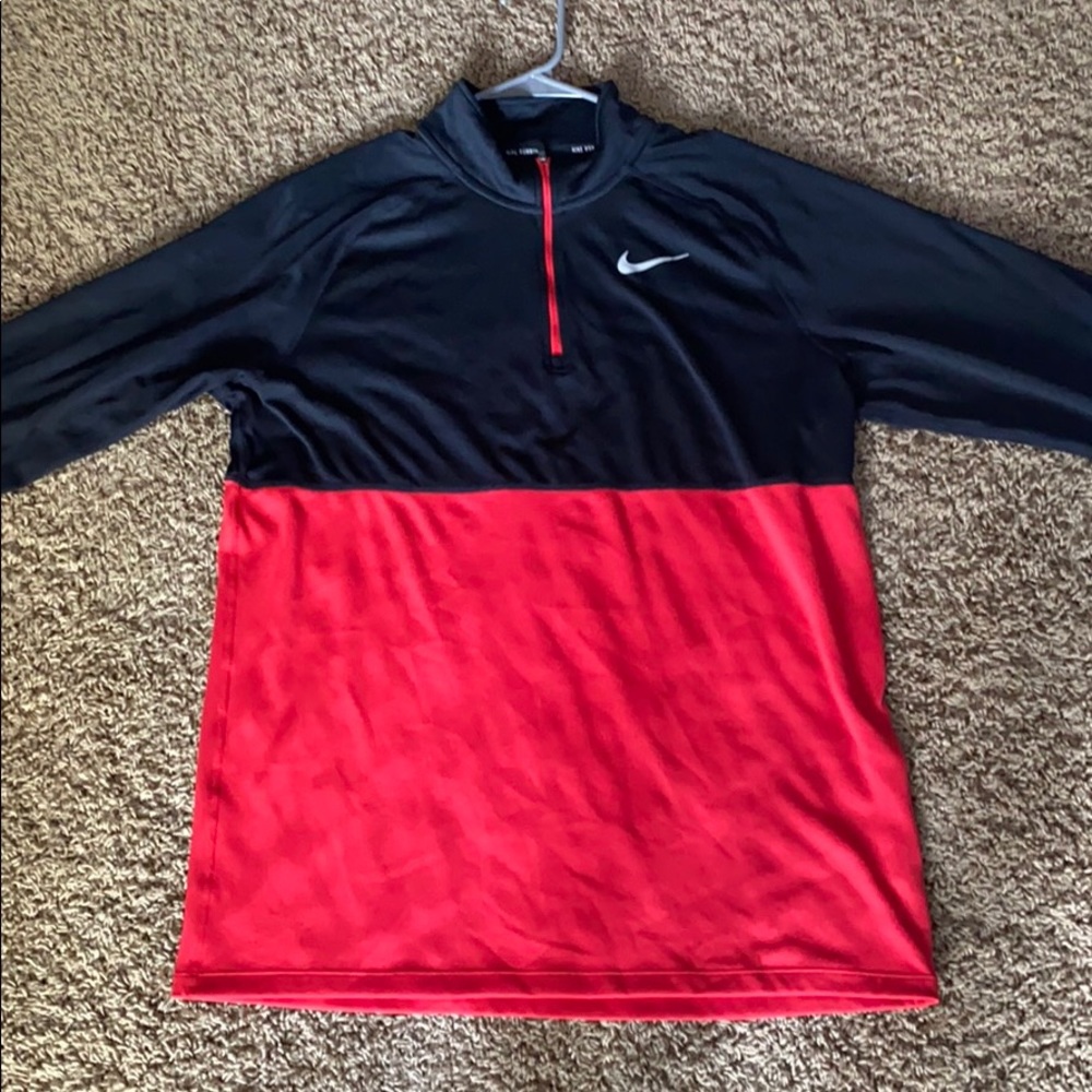 NIKE MENS running tee with half zip